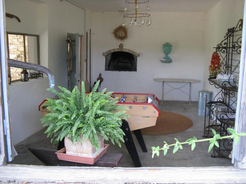 Le Petit Champ Villa Buisson Habitación foto